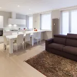 アパート Residenza Callas Ii